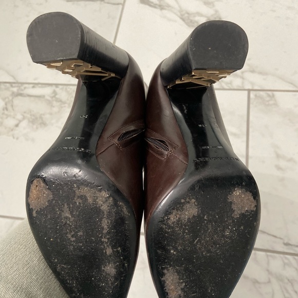 Burberry "Bamburgh" brown leather ankle booties - Picture 8 of 13